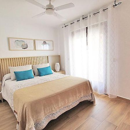 Apartamento Europa Primera Linea De Playa Guardamar Apartment Гуардамар дел Сегура Екстериор снимка