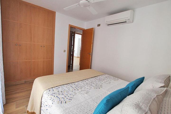 Apartamento Europa Primera Linea De Playa Guardamar Apartment Гуардамар дел Сегура Екстериор снимка