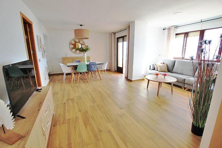 Apartamento Europa Primera Linea De Playa Guardamar Apartment Гуардамар дел Сегура Екстериор снимка