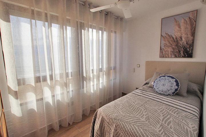 Apartamento Europa Primera Linea De Playa Guardamar Apartment Гуардамар дел Сегура Екстериор снимка